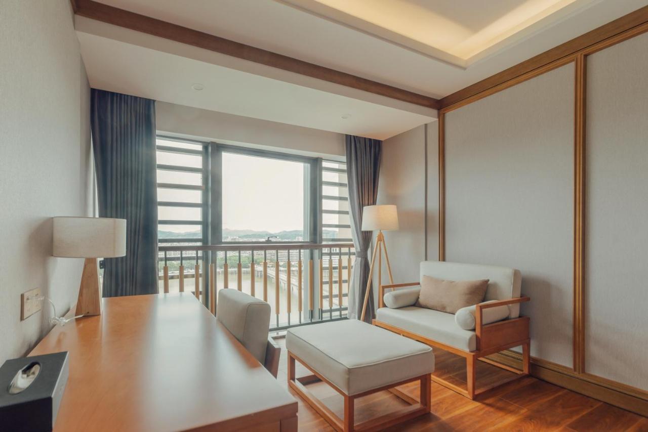 מייג'ו White Swan Guest House Meizhou מראה חיצוני תמונה