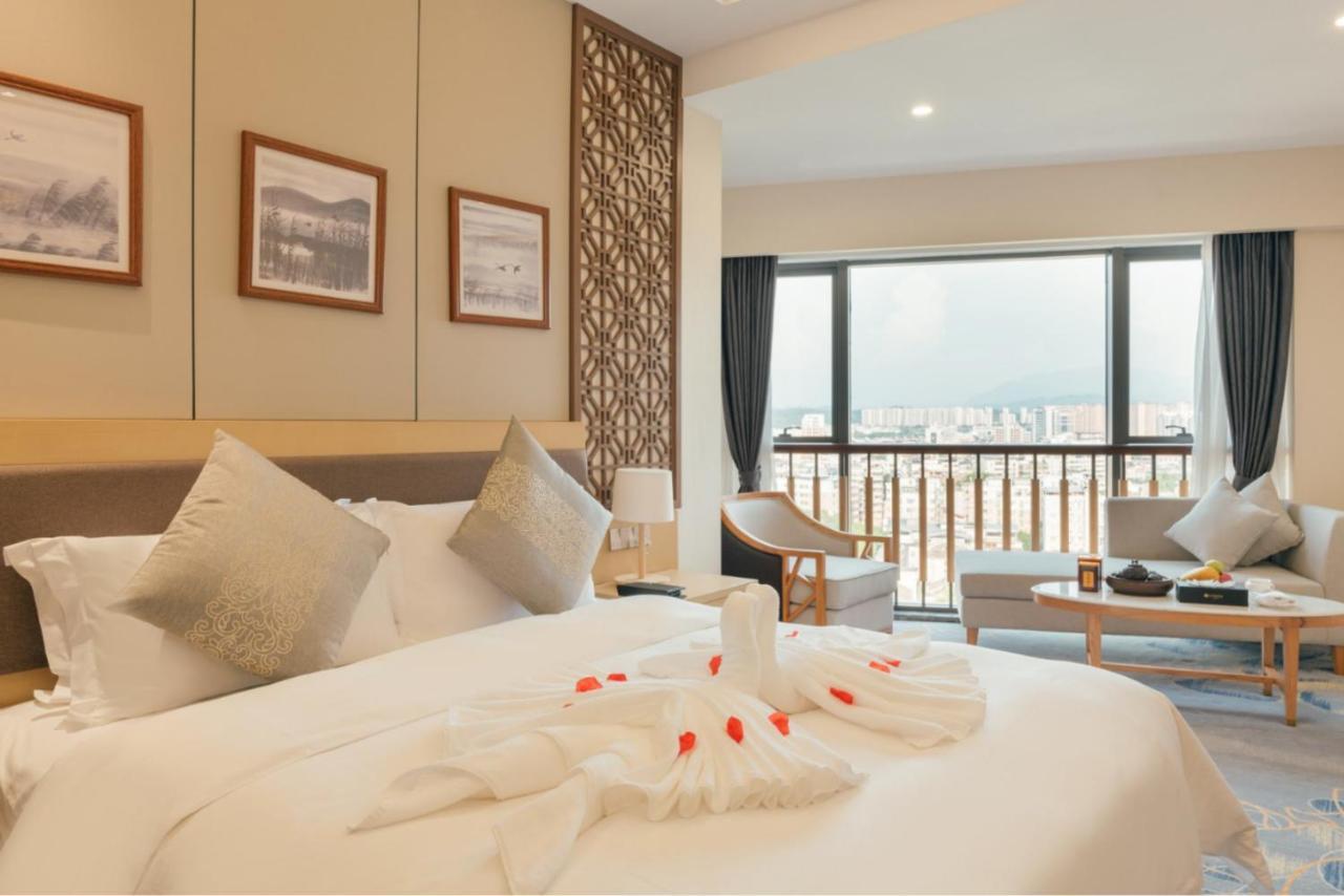 מייג'ו White Swan Guest House Meizhou מראה חיצוני תמונה