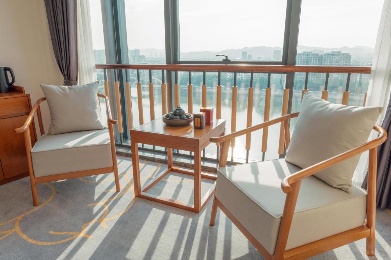 מייג'ו White Swan Guest House Meizhou מראה חיצוני תמונה