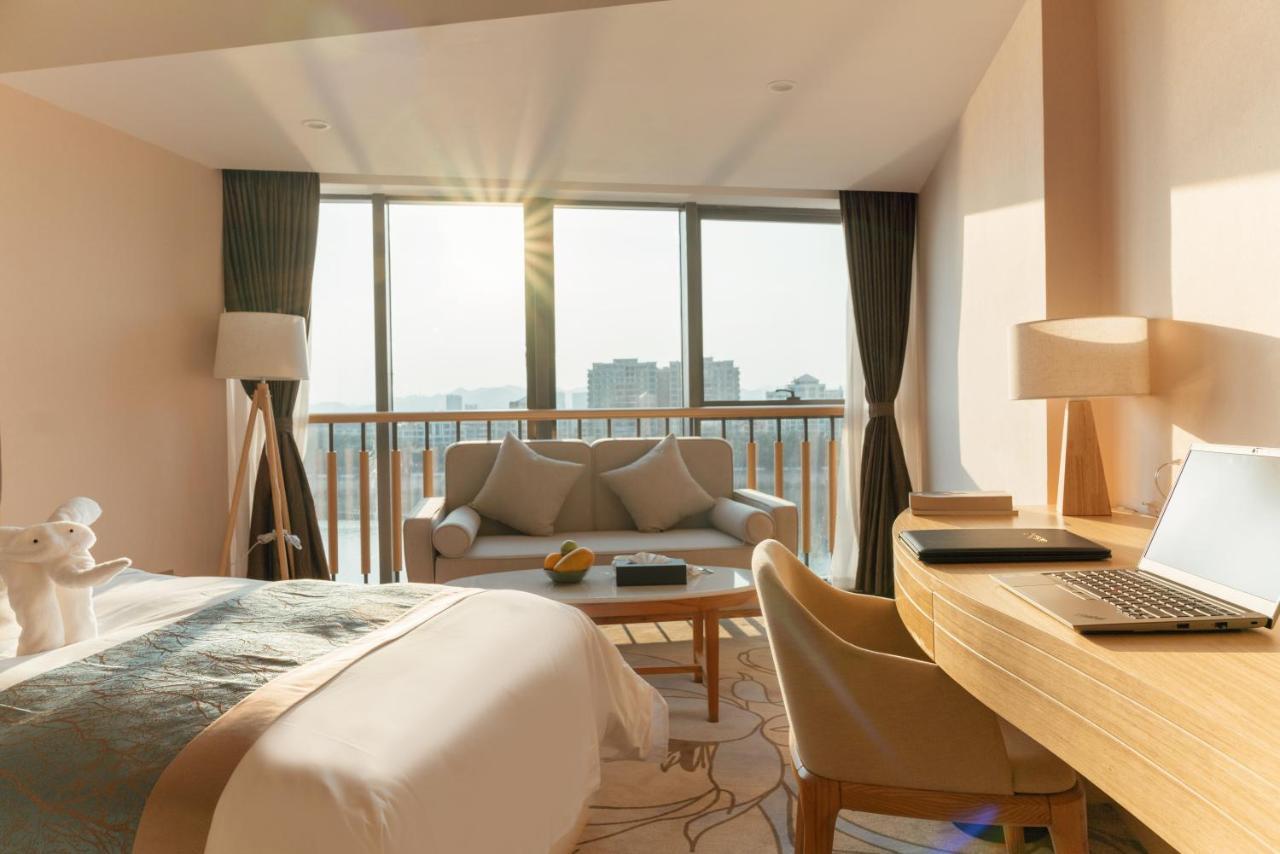 מייג'ו White Swan Guest House Meizhou מראה חיצוני תמונה