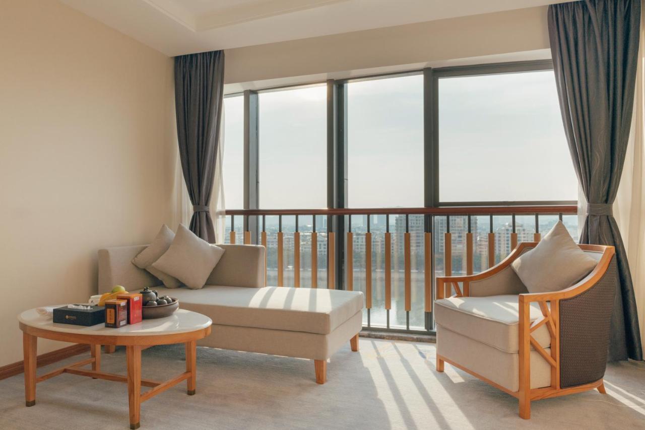 מייג'ו White Swan Guest House Meizhou מראה חיצוני תמונה